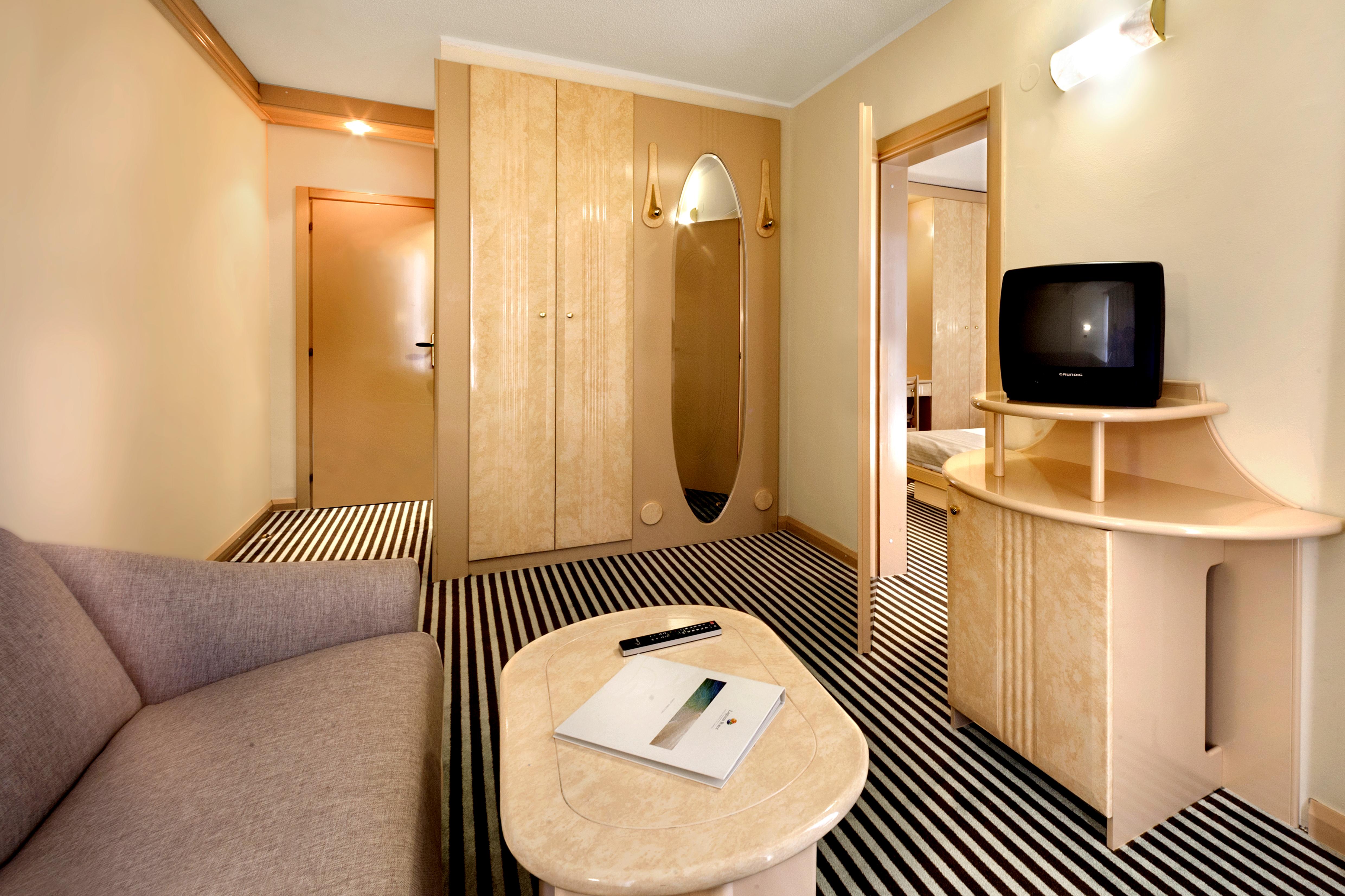 Hotel Istra Plava Laguna โปเรช ภายนอก รูปภาพ