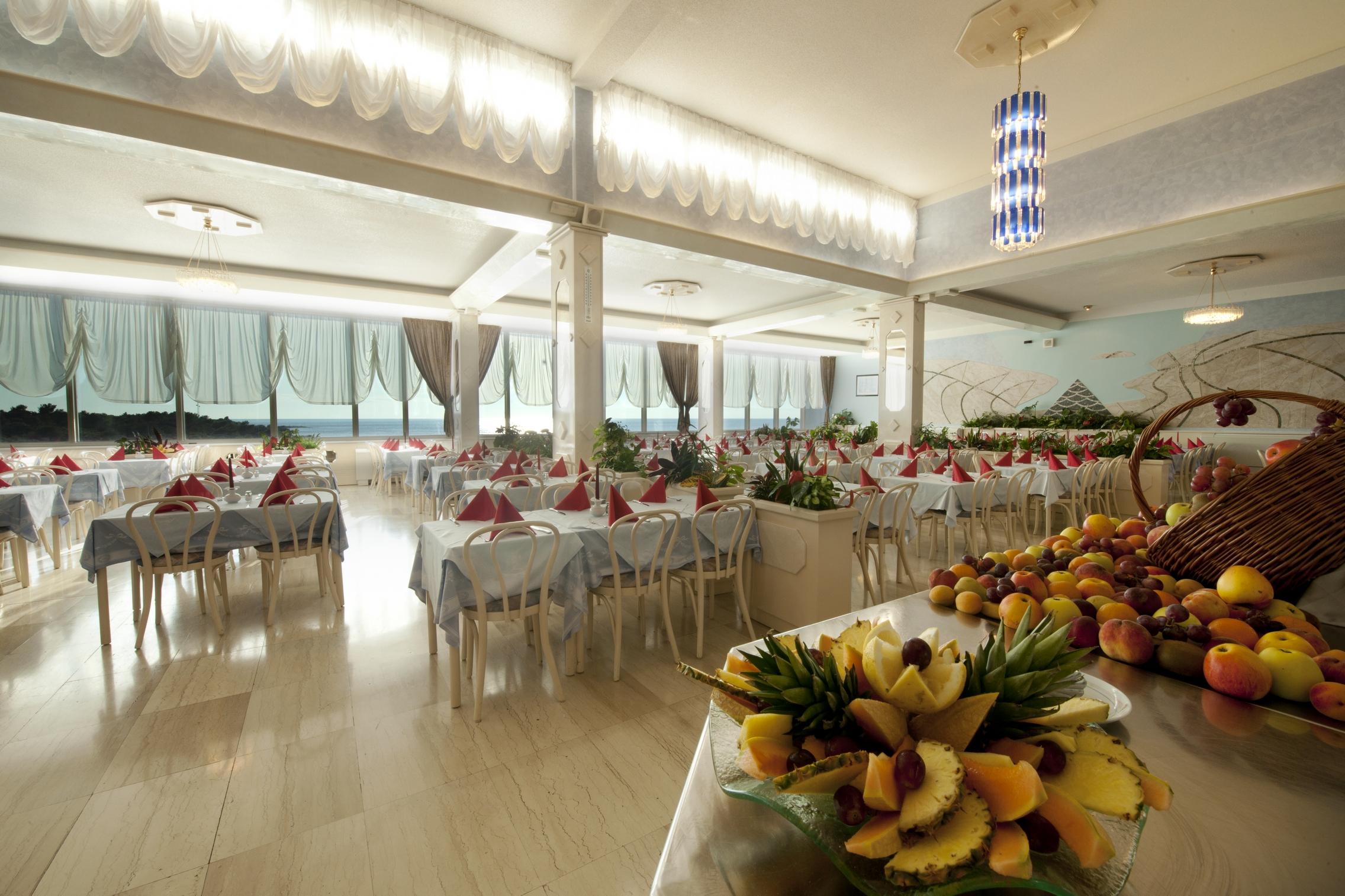 Hotel Istra Plava Laguna โปเรช ภายนอก รูปภาพ